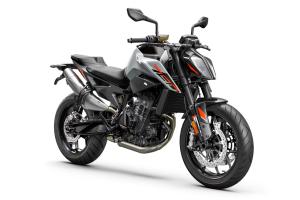 KTM 790 Duke 2022, grey/black.