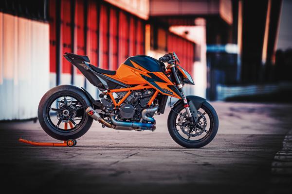 KTM 1290 Super Duke R 2020